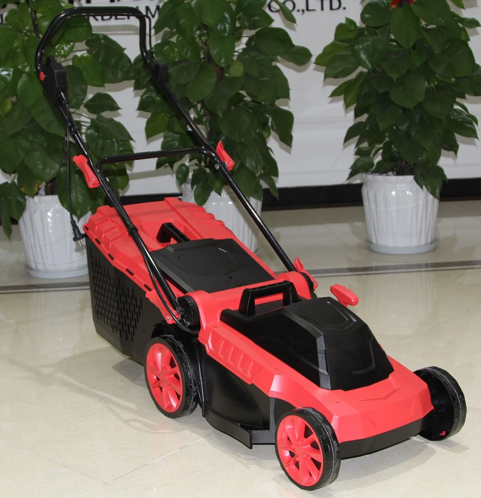 Новая конструкция Latest-Professional-380мм Grass-Cutting Size-Electric Machines-Lawnmower Garden-Power прибора