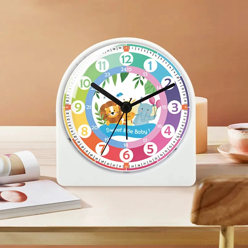 Horloge de bureau personnalisée pour enfants en plastique analogique pour bureau réveil de bureau Horloge Cartoon cadeau cadran coloré pour enfants horloge de table