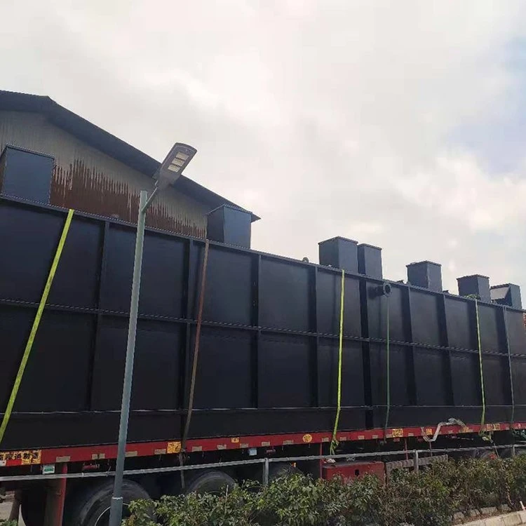 Conteneur d'eau de rebut de l'usine de traitement des eaux usées Hospitl