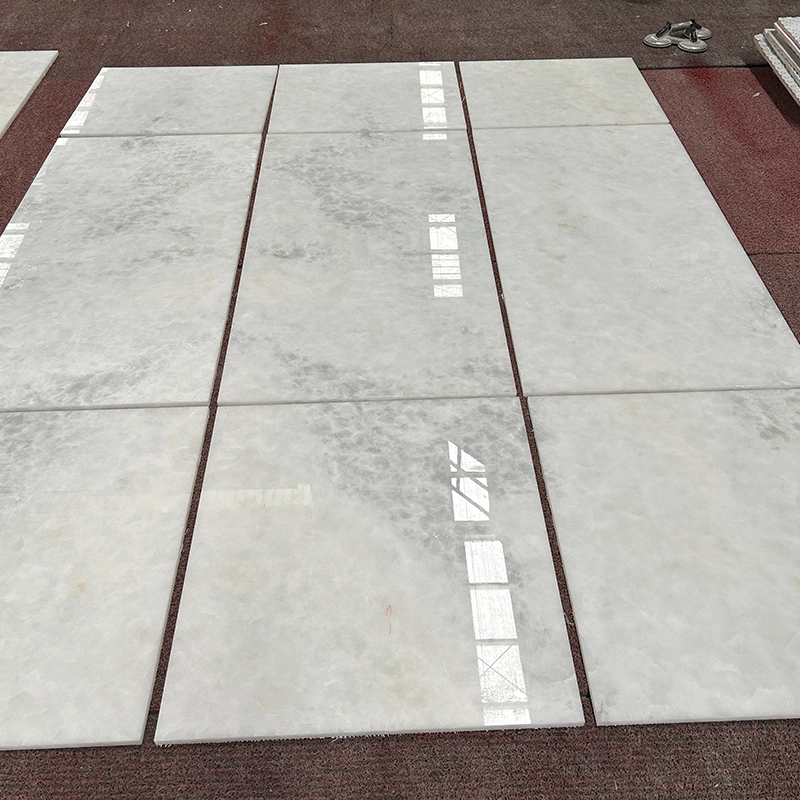 Natural White with Grey Veins Polished Marble Tiles for Flooring/Wall/ Decoration Price