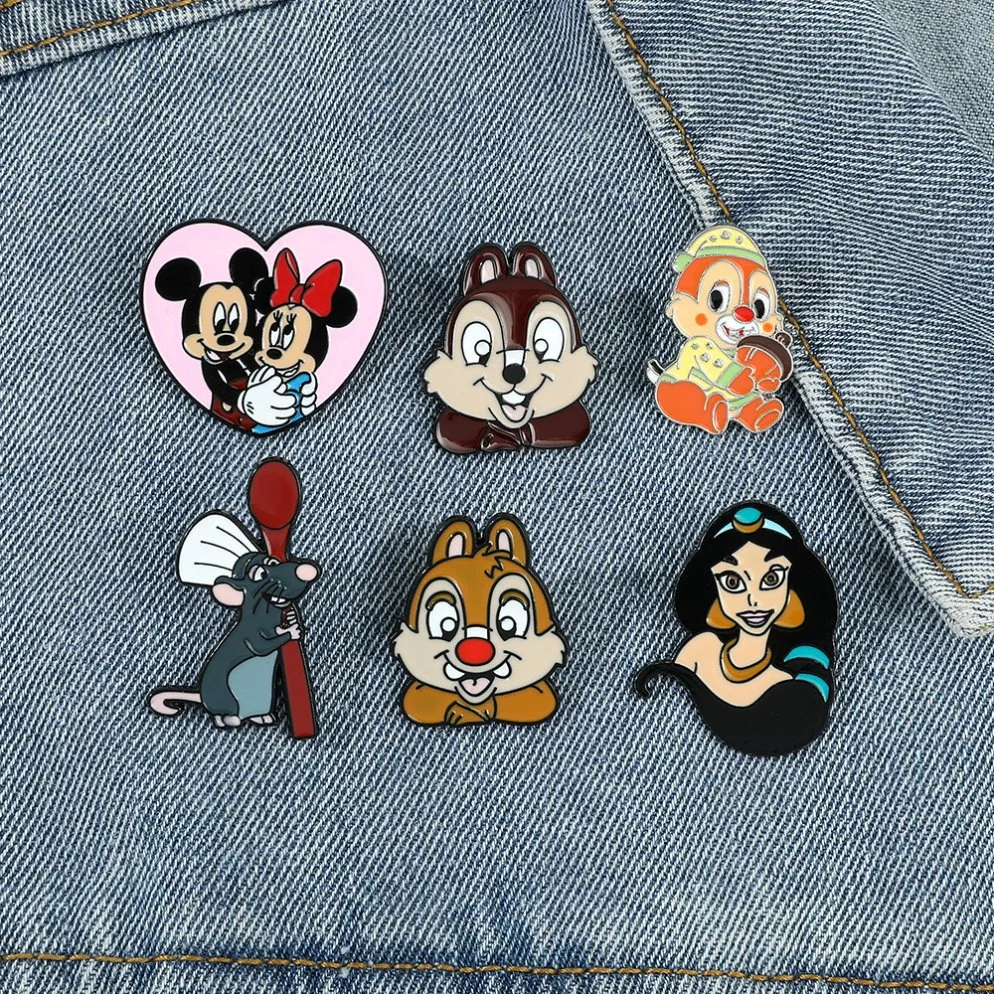 Mickey Mouse Princess Crazy Animal City alrededor de Cartoon ANIME Badge Broche