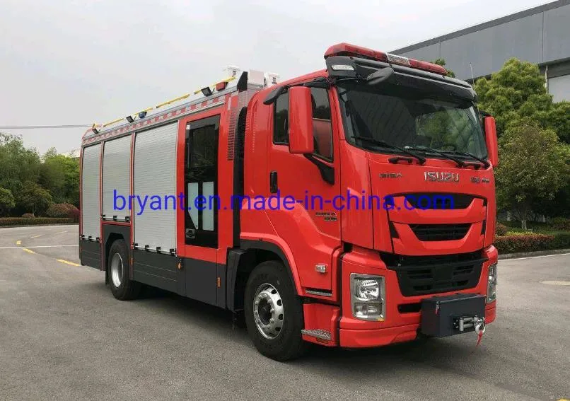 Isuzu GIGA Feuerwehrauto mit 8 Tonnen Wassertank