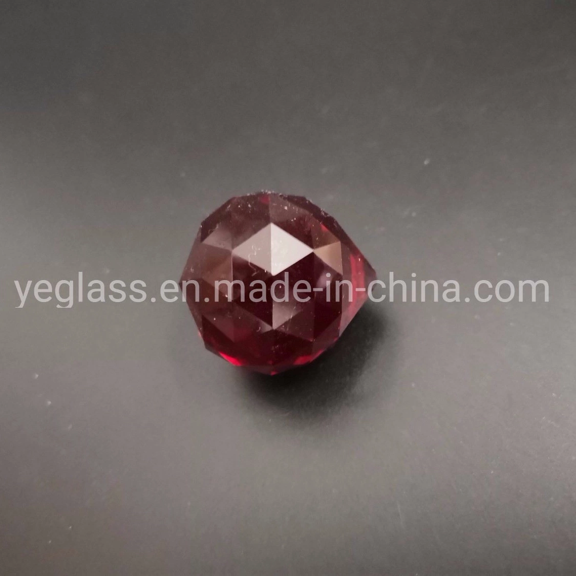 20mm lustres vermelhos Crystal travando a esfera de vidro pendente manual