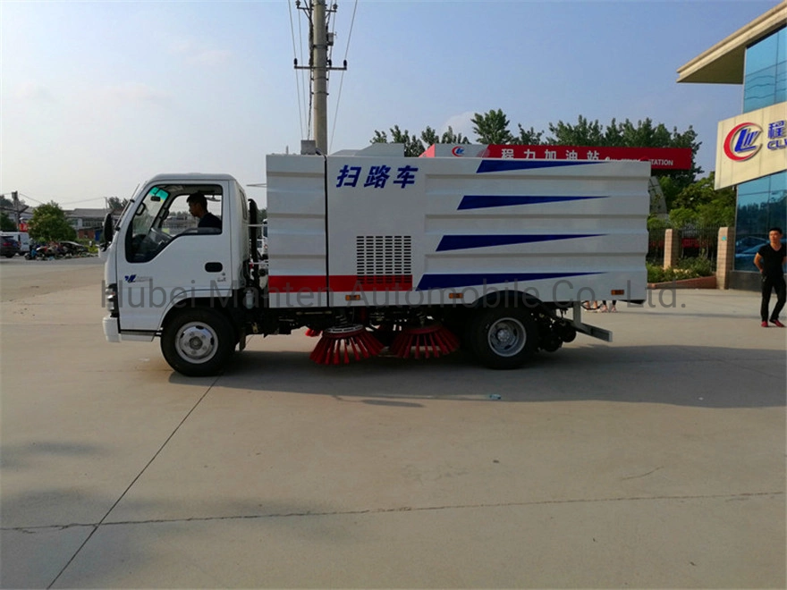 Isuzu 4cbm Water Tank 5cbm Garbage Tank High Pressure Road Washing Truck Isuzu 130HP Euro 5 Road Sweeper Truck