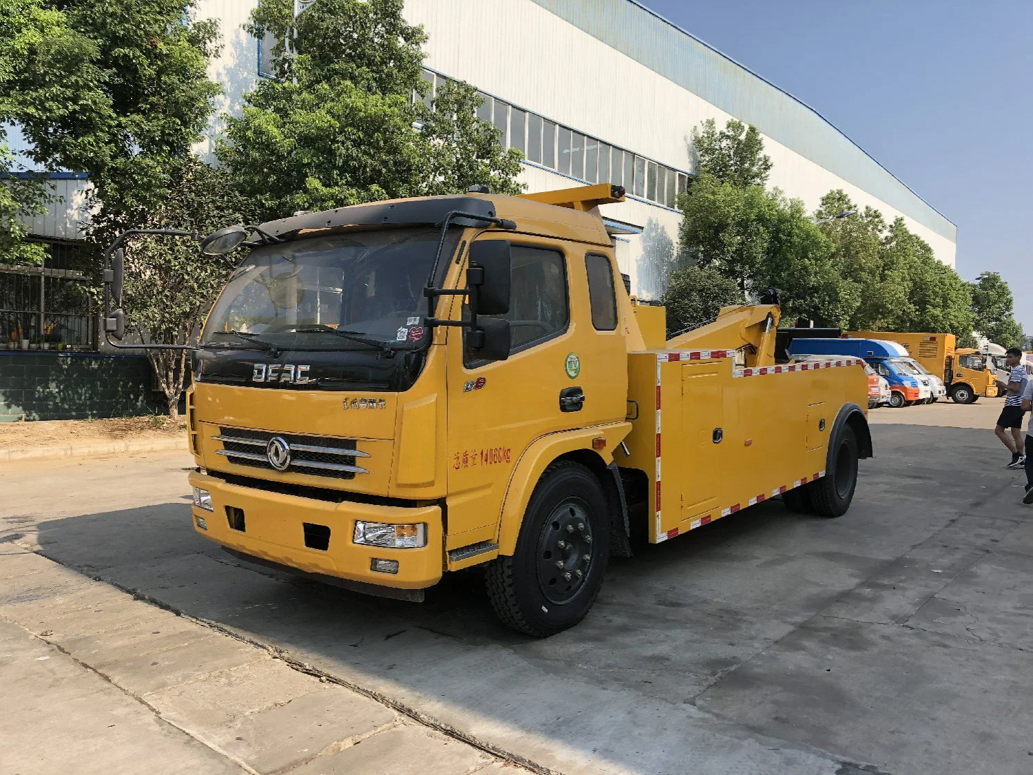 4 à 6 tonne Light Duty Dongfeng Intégrer la route de remorquage démolisseur chariot (s'intégrer la récupération du chariot)