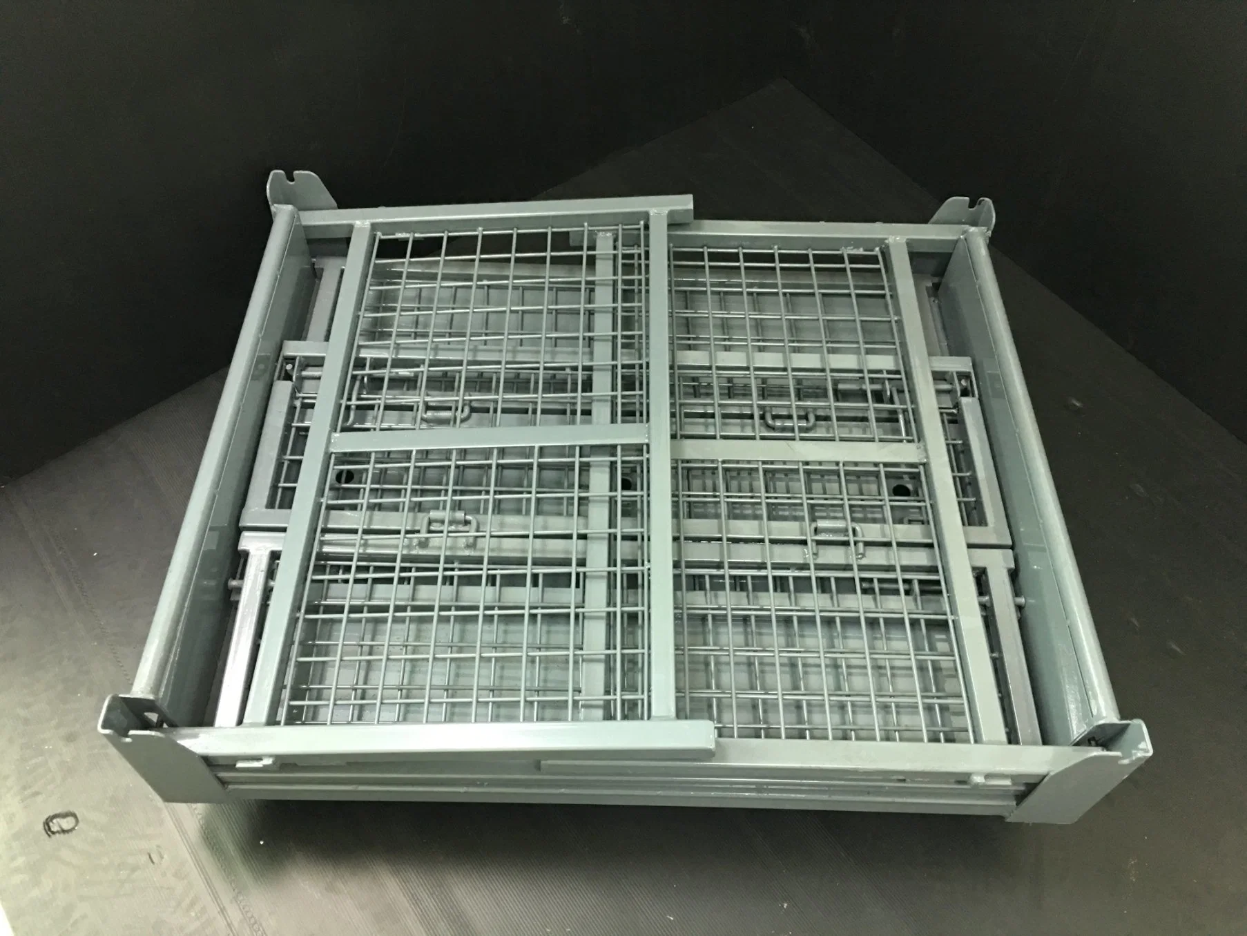Metal Wire Mesh Cages Heavy Duty Foldable Pallet Container