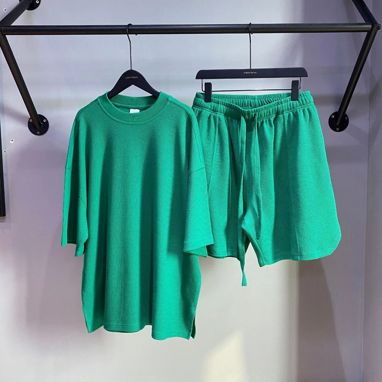 High quality/High cost performance  Loose Fashion at Shirt Custom Green 100% Cotton Streetwear Lady Apparel