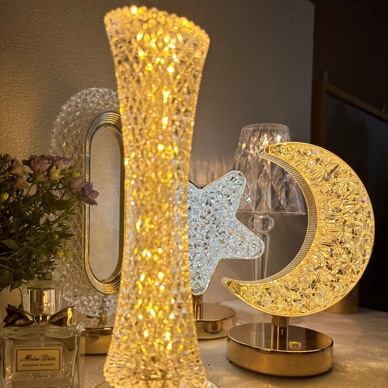 Portable Dimmable Acrylic Decorative LED Table Lamp