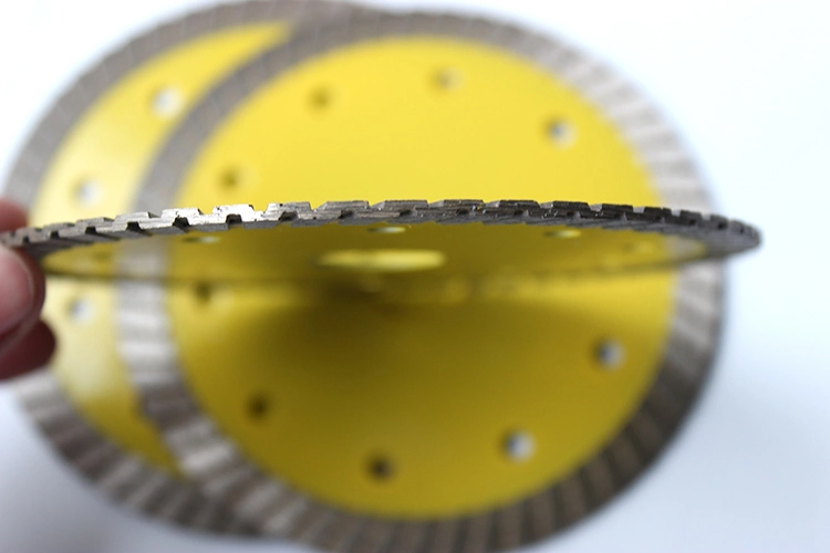 Hot Press Sintered Diamond Blade, Small Diameter Turbo Rim Diamond Blade for Cutting Stones & Granite