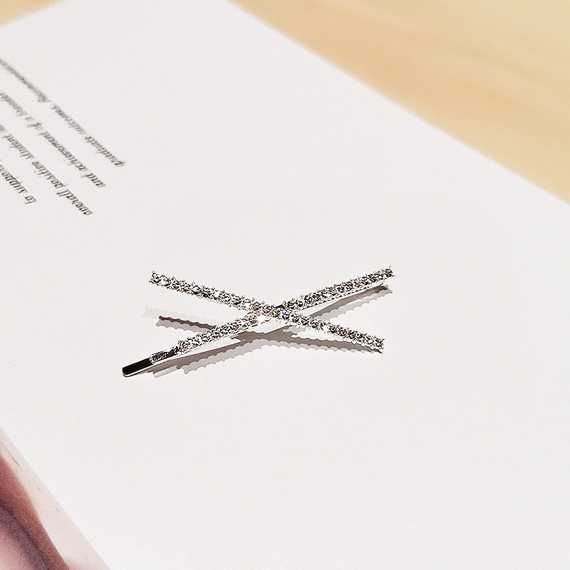 Korean X-Shaped Rhinestones Full of Diamonds Super Flash Personality Girl Cross Card Clip