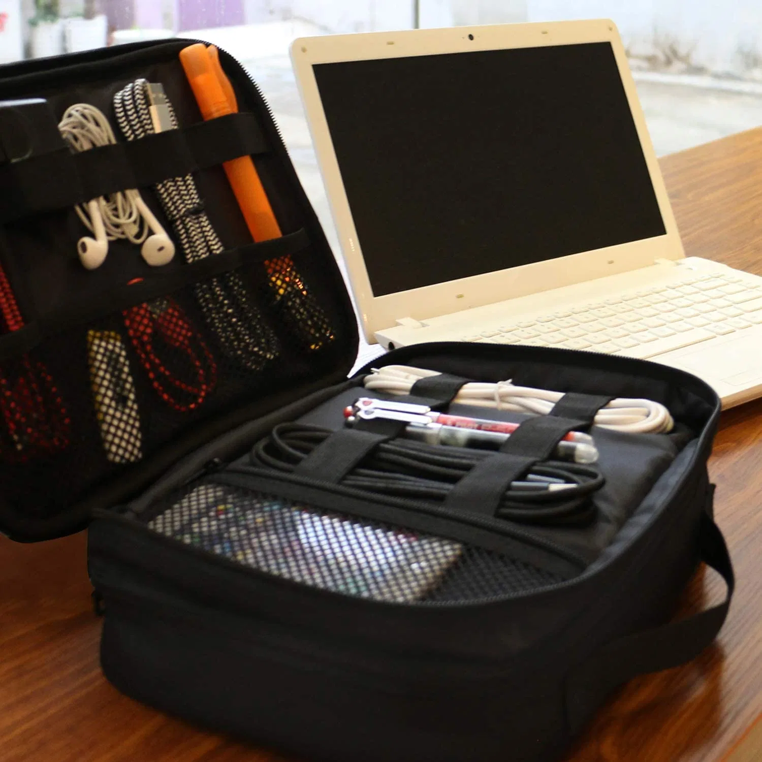 Portable Tech Electronics Organizador de viaje Accesorios Regalos de estuche para hombres Bolsa de almacenamiento de cables