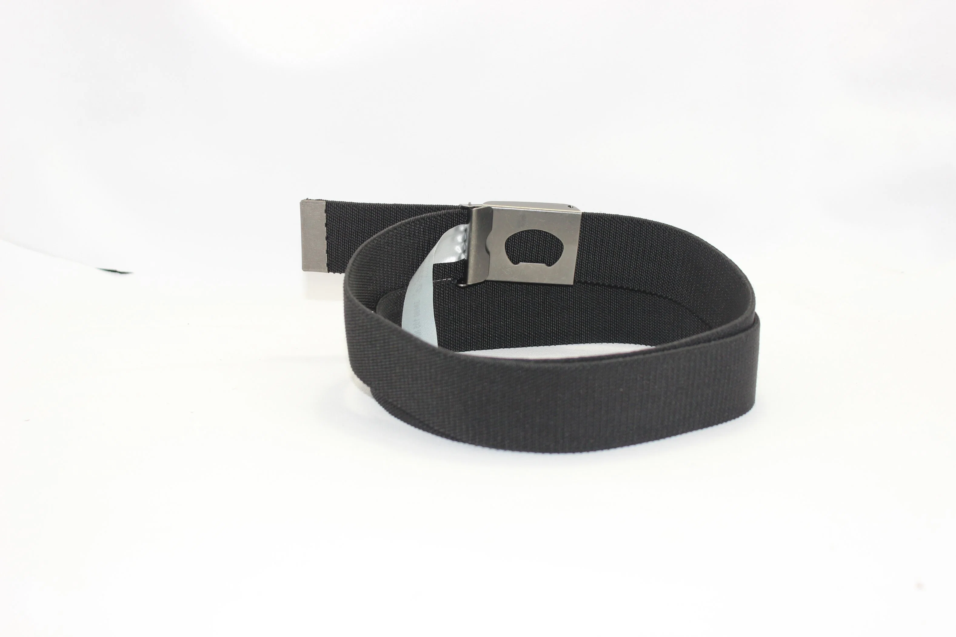 Hersteller Men Fashion Solid Belt Original Durable Verstellbare Dornschließe (40-23265)