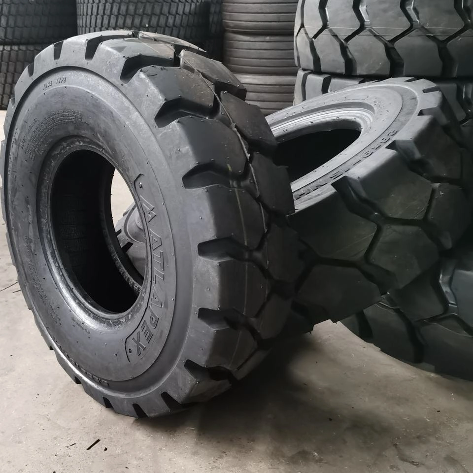 Loader 405/70r20 16/70r20 Vacuum Steel Wire Engineering Vehicle Tires Grass Tires Export Snow Tires