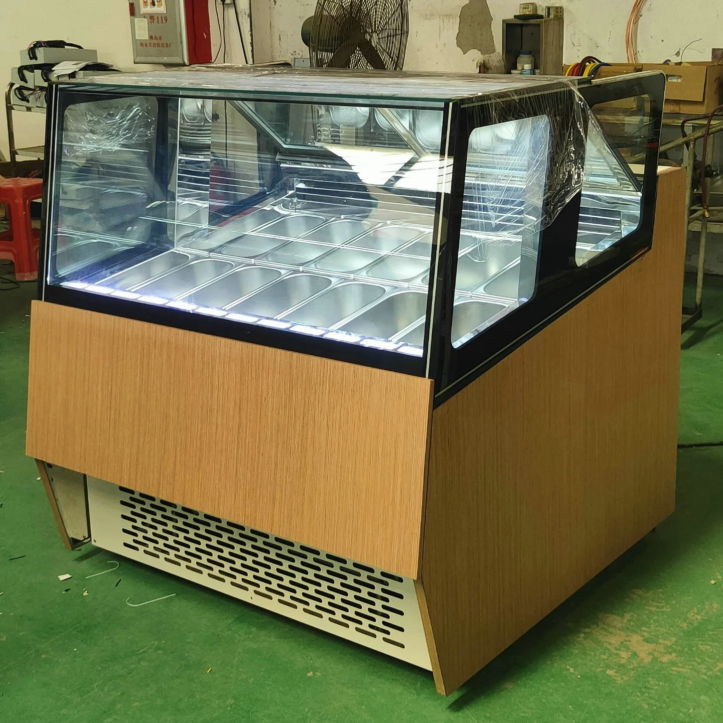 Top Quality Ice Cream Bar Parlour Refrigeration Equipment