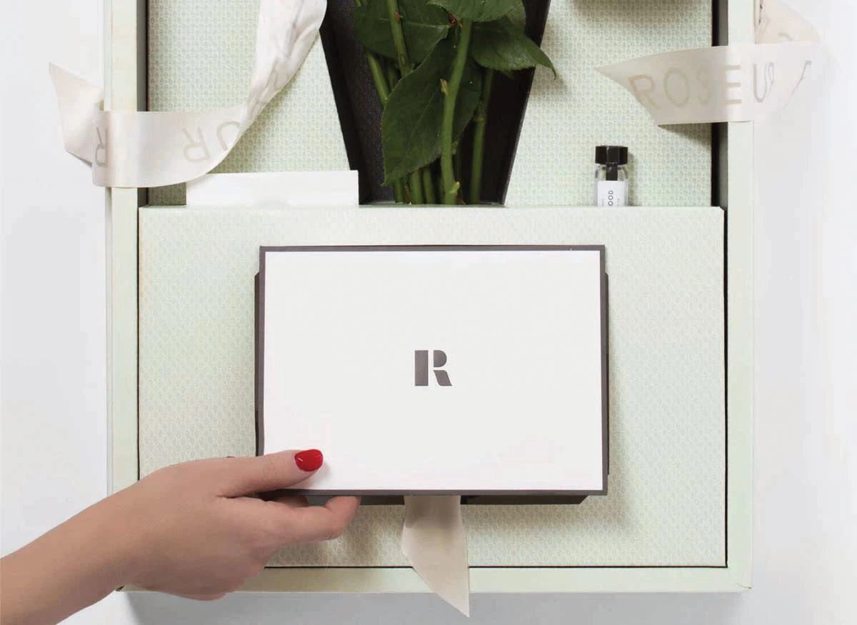 Caja de papel para tarjetas de embalaje a medida Caja de flores conservada