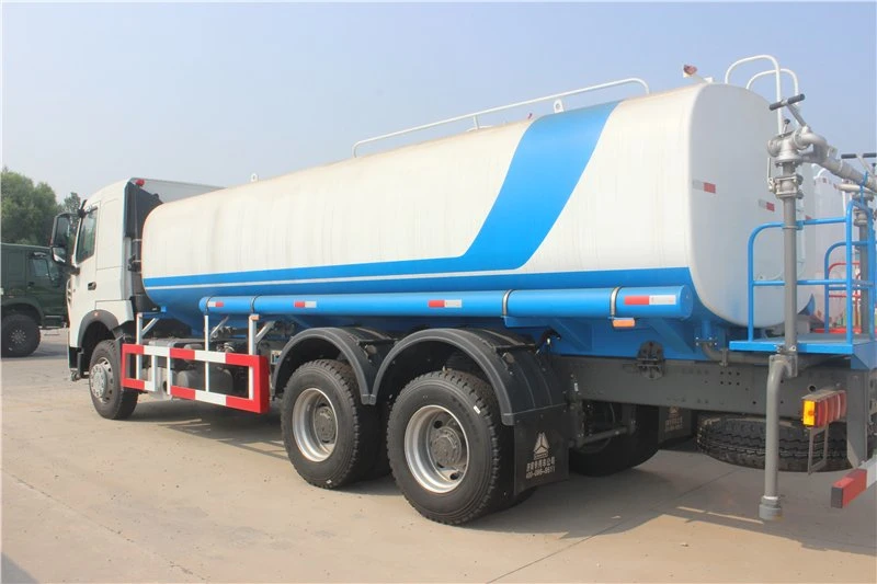 Sinotruk HOWO Water Tank Sprayer Trucks with Sprayer and Sprinkler for Road Cleaning