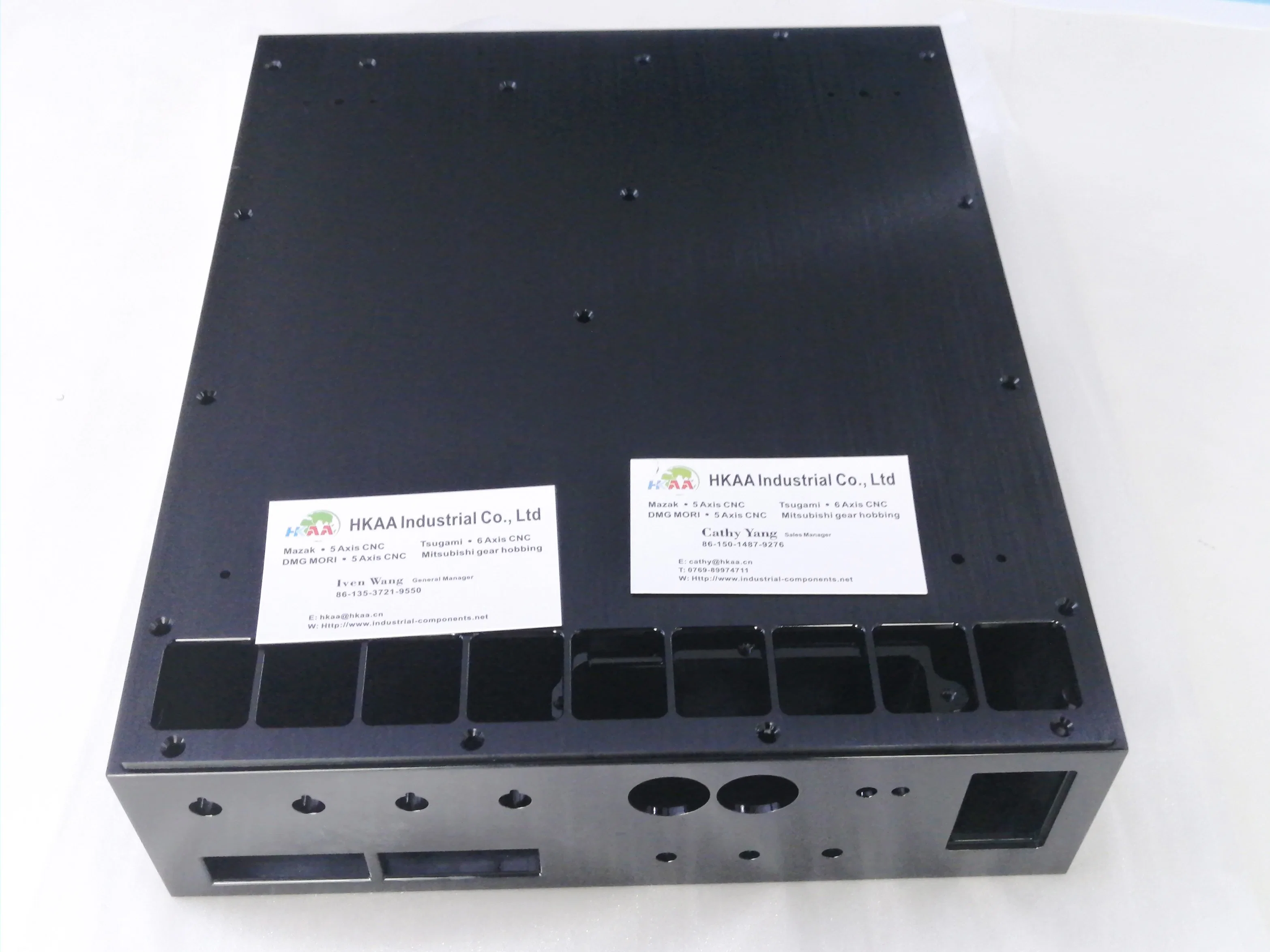 Caja de control WiFi de comunicación de aluminio pintado negro de precisión