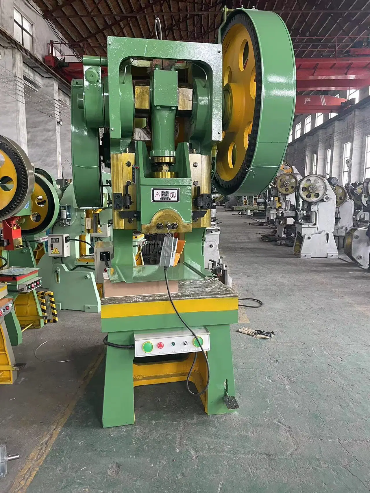 J23 Steel Metal Power Press Punching Machine Hole Punching