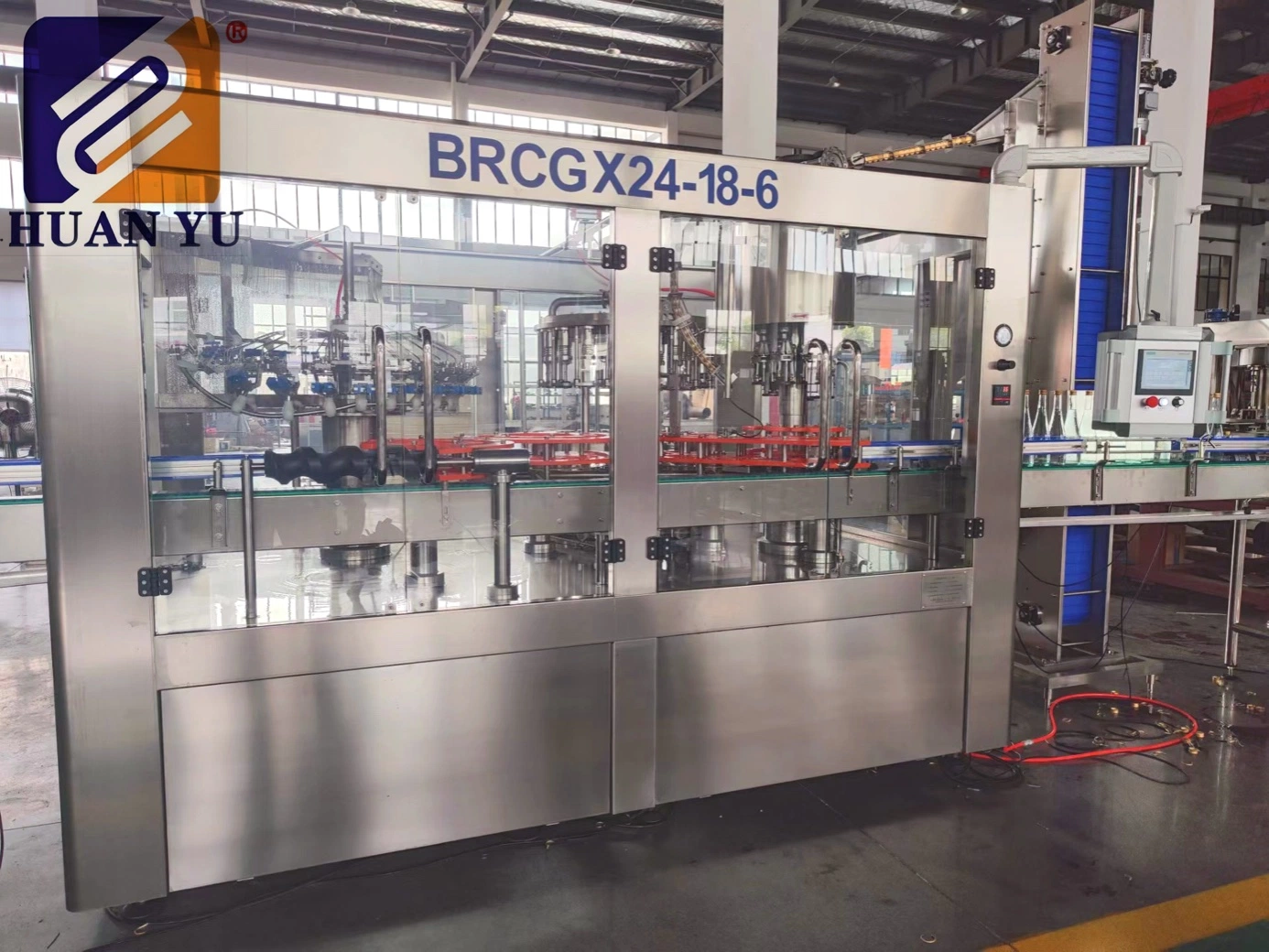 Vaso de jugo de caña de azúcar automática máquina de llenado / Hojalata aluminio Máquina de Llenado de jugo de fruta en Zhangjiagang