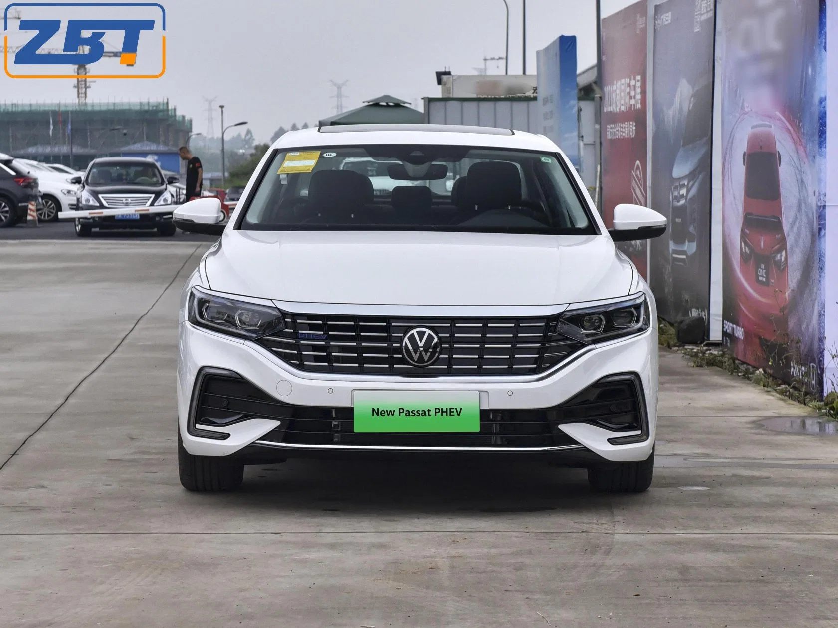 Cheap Price Passat Phev 4X2 2WD Fwd Electric Smart Fastback Sedan Matrix LED Medium Auto Cars with Rear Independent AC