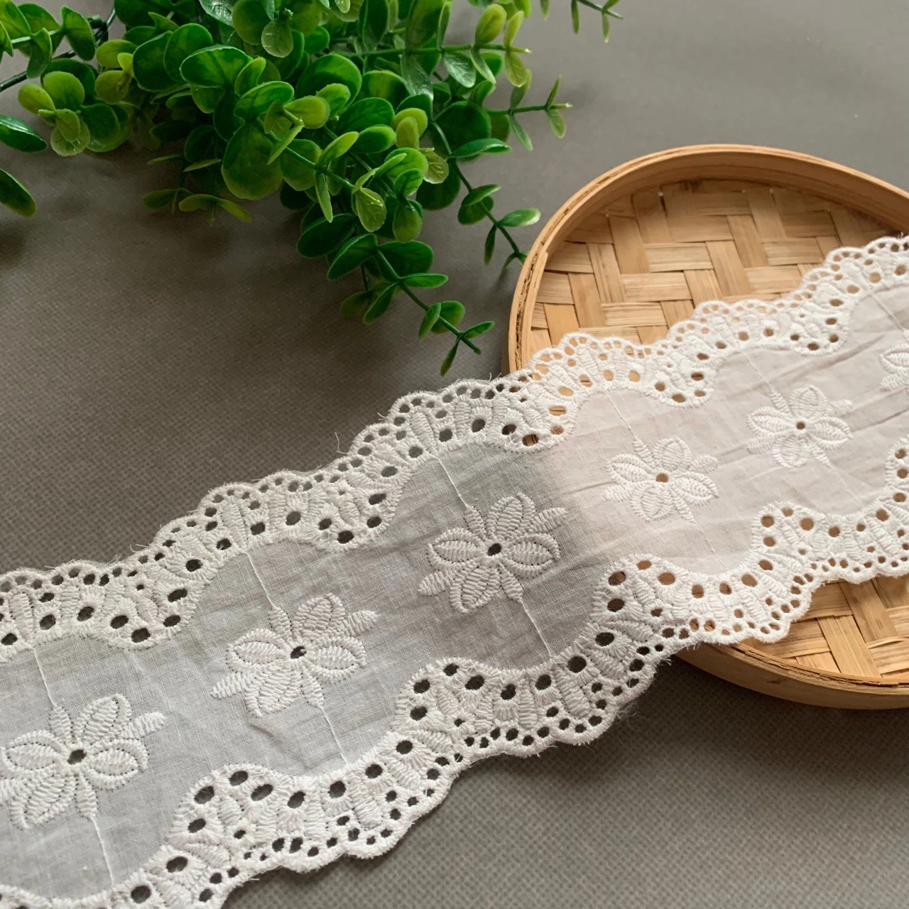 9.5cm Tianteng Lace Lace Hollow Women's Clothing Accessories Punch Hollow Embroidery Jewelry Bilateral Barcode