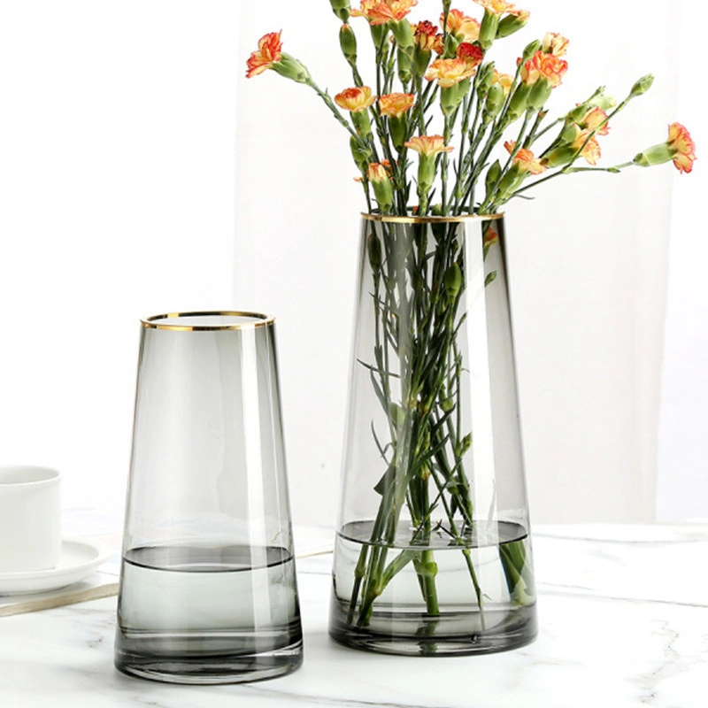 Hot Selling Creative Round Modern Low MOQ Luxury Clear Flower Glass Vase for Wedding Decoration