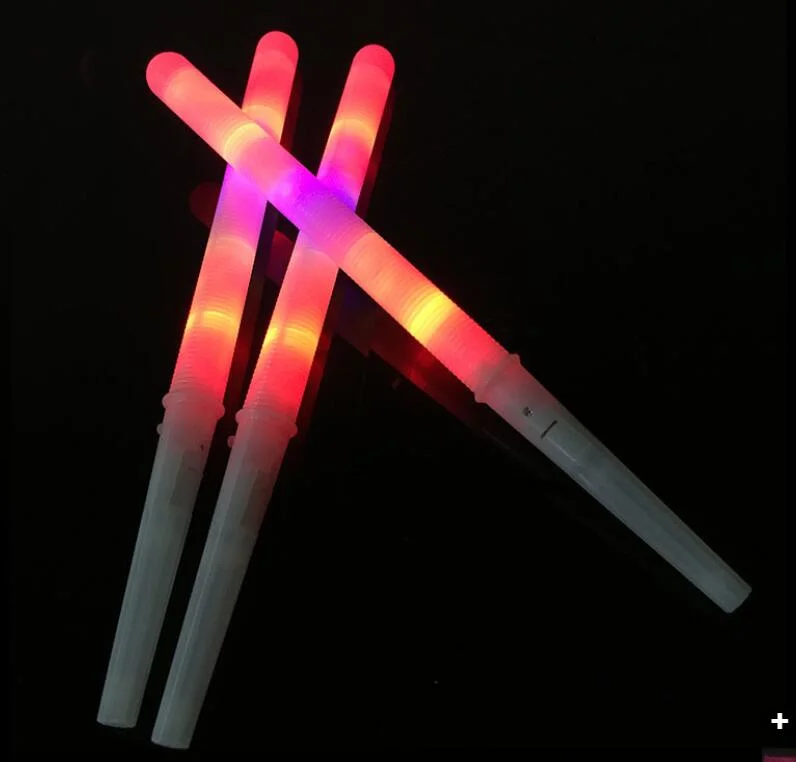 العصي المضيئة الملونة تتألق شمشات لامعة من نوع Marshmallow Cone Stick Party عصا قطنية LED