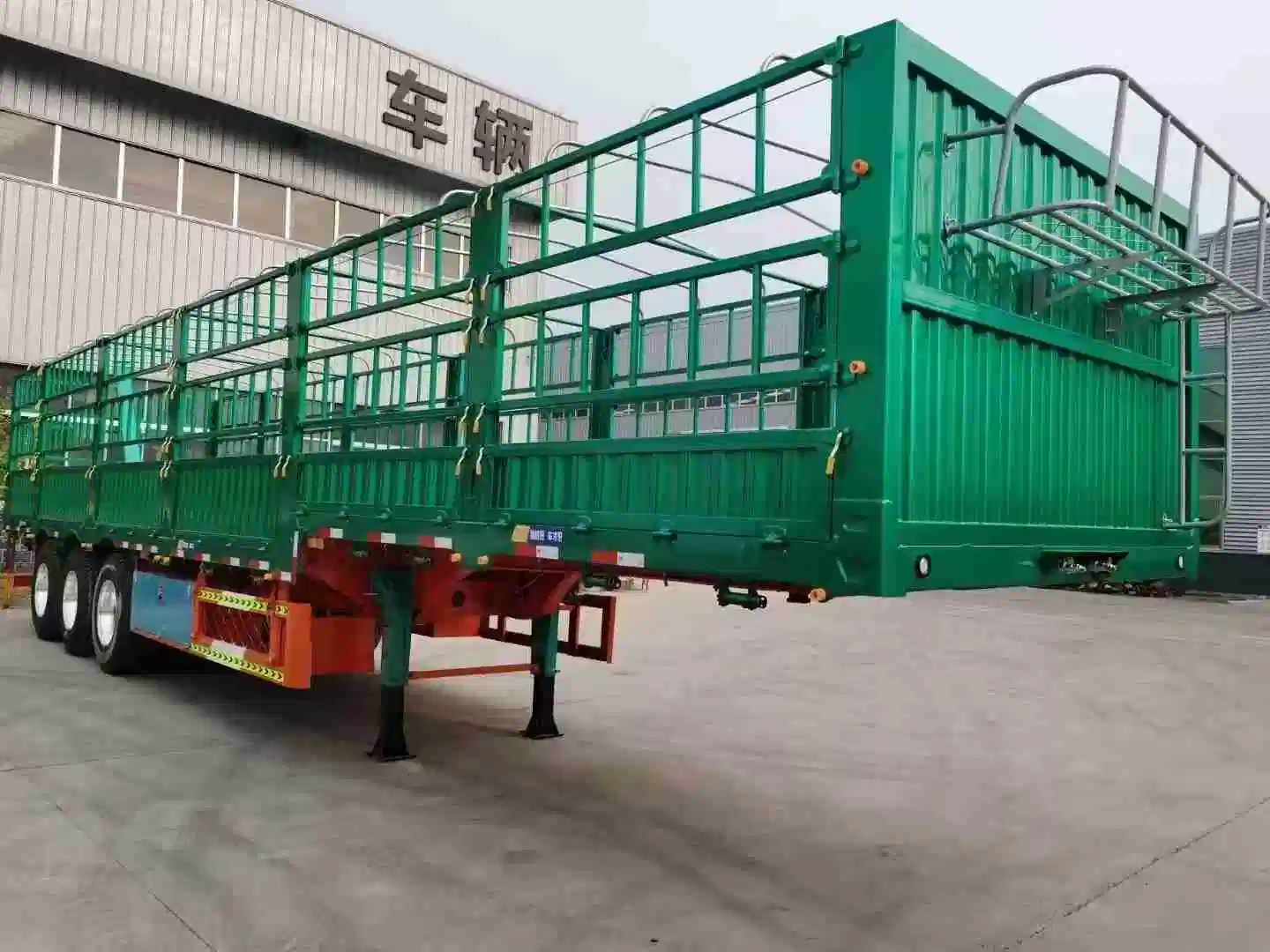 New 3/4Axles 60 80t Fence Trailer Semi 40ft الماشية مقطورة شبه حمولة ضخمة من سياج الماشية