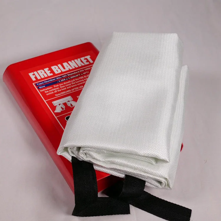 China Manufacture Free Sample Emergency 100% Fiberglass Fireproof Fire Blanket