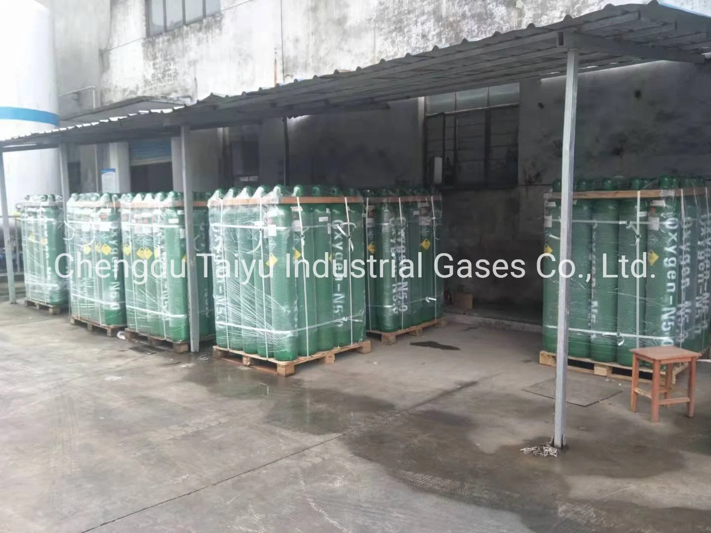 Original Factory Industrial Gas Ultra High Purity 99.999% O2 Gas Oxygen 40L/150bar 50L/200bar