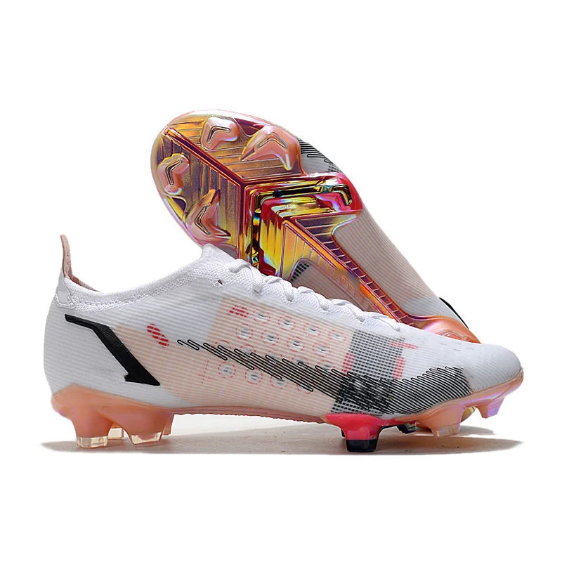 Football Resistant Shoes Outdoor Wear Soccer Boots Football Shoes for Wholesales