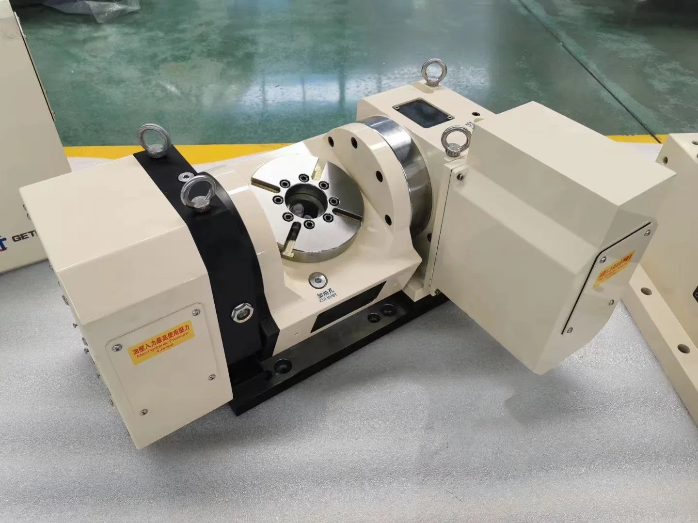 Vmc850 CNC Vertical Milling Machining Tool with 4th Axis Rotary Table