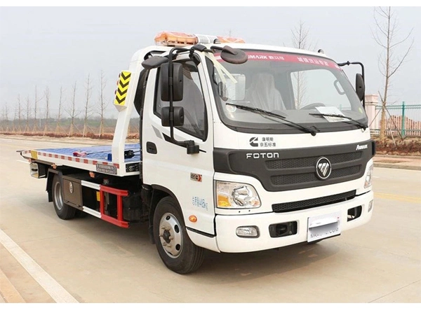 Foton Aumark One-Towing de grúa de plataforma plana de la luz de dos camiones de remolque de rescate de coche