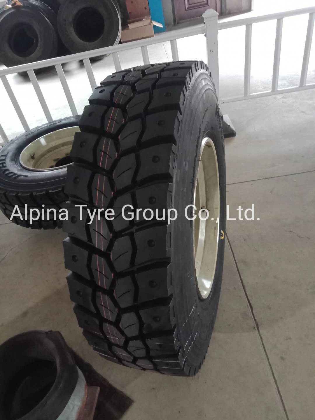 Radial Steel Truck Tyre 315/80r22.5 Premium Quality TBR