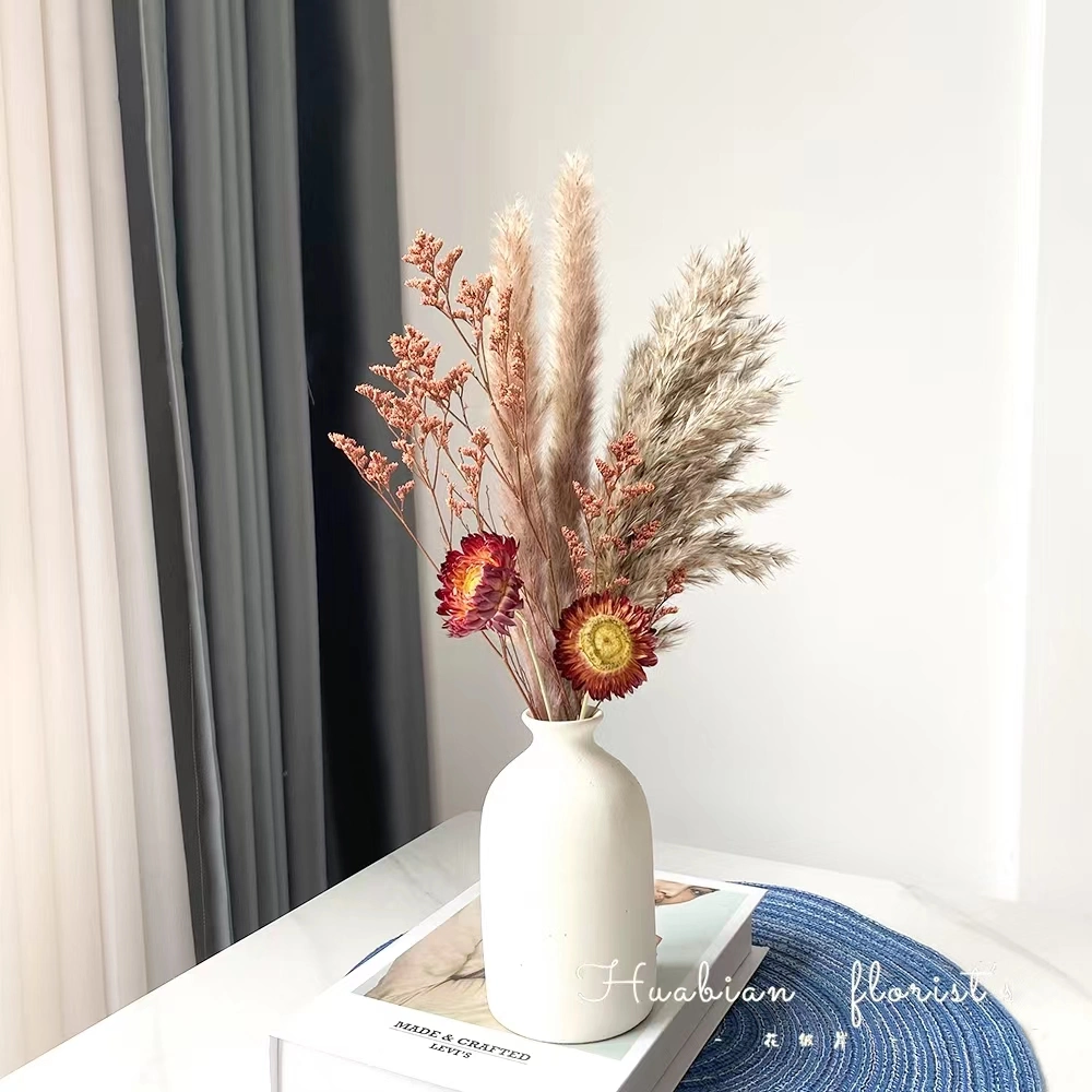 Dry Flower with Reed for Interior Hotel Home Decoration