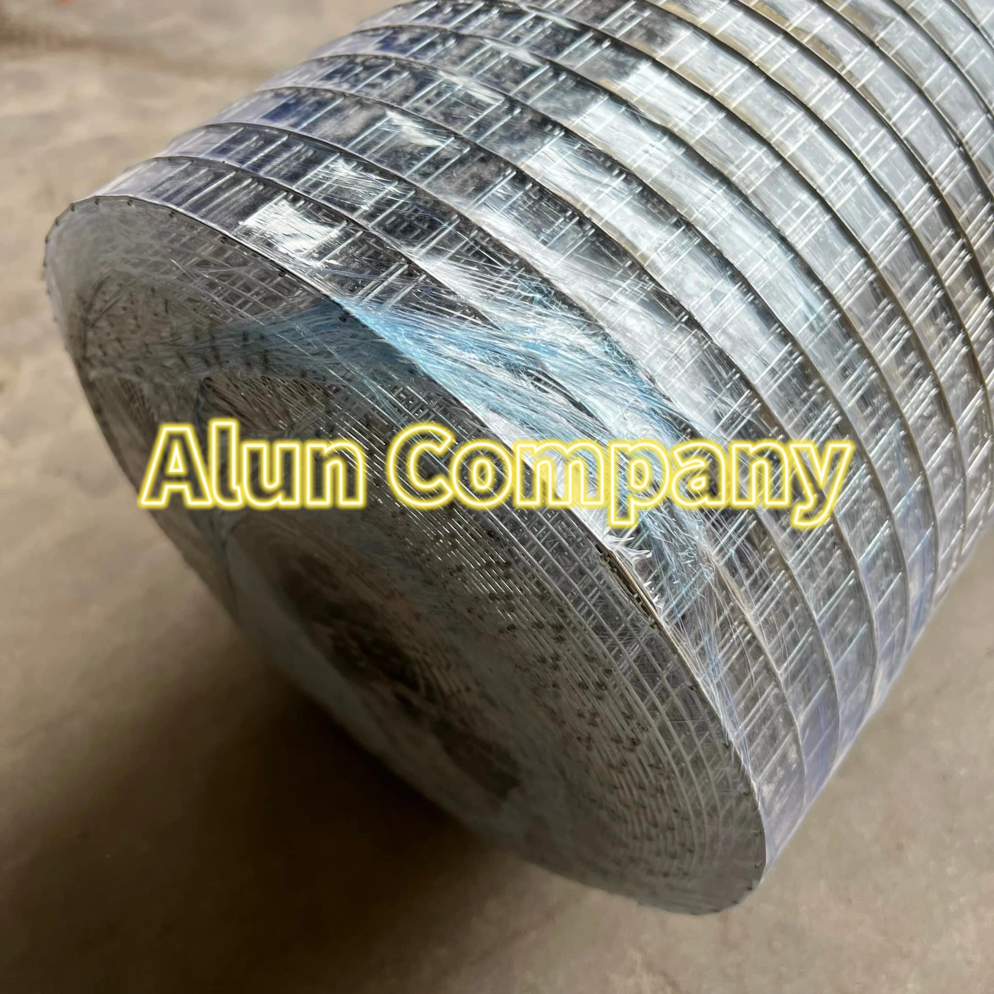 Factory Customized Galvanized and PVC Coated Welded Wire Mesh