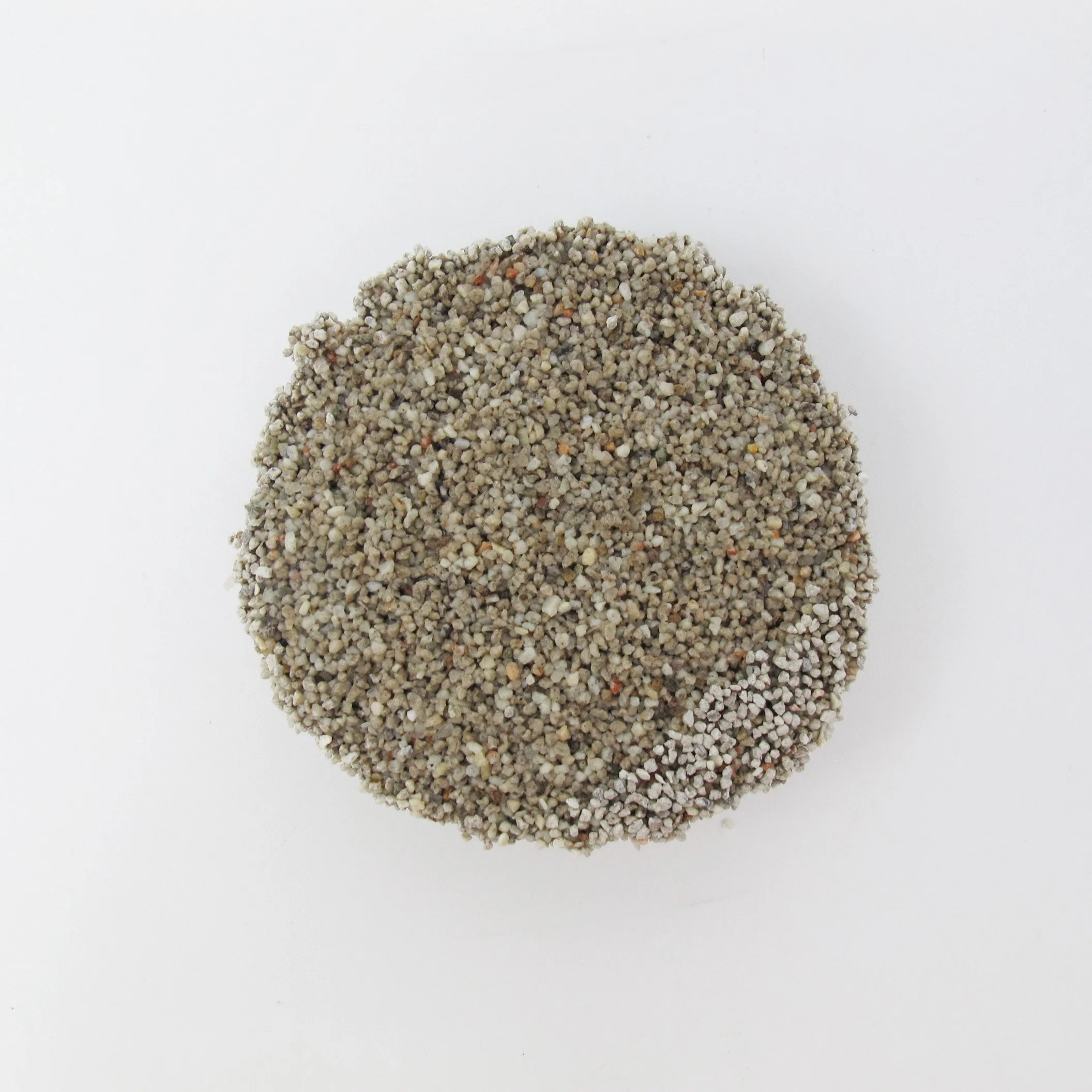 Best Pet Supplier Durable Cost-Effective Colored Ball Sand Natural Sodium-Based Mineral Bentonite Sand Clay Cat for Lemon Scents