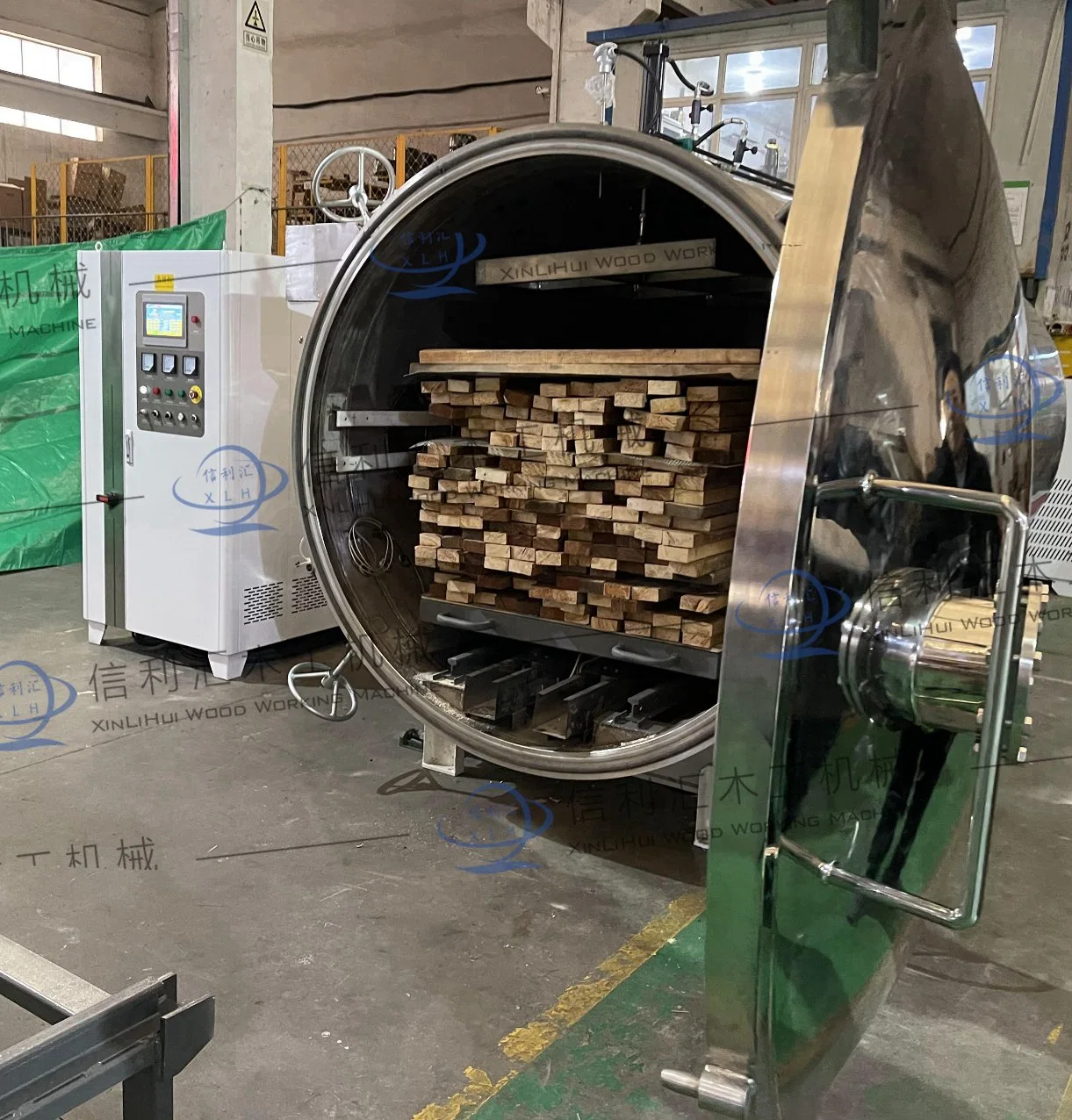 Usine Vente à chaud four à micro-ondes de séchage à haute fréquence pour bois Chambre de séchage à vide rapide à fréquence radio en bois en acier inoxydable Pour la saison des bois