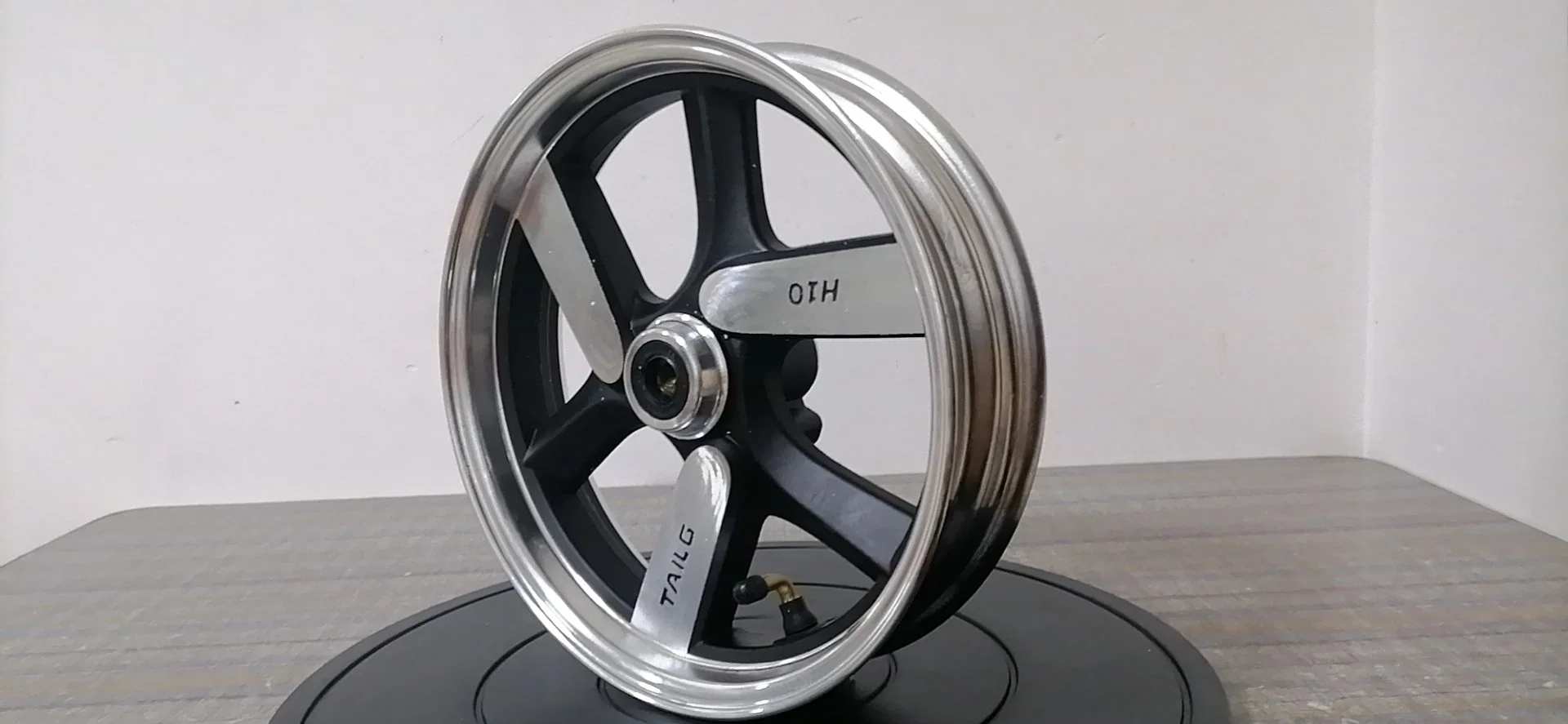 Custom Bicycle and Electric Wheel Hubs, Alloy Wheels, Die Casting Magnesium Alloy Wheels