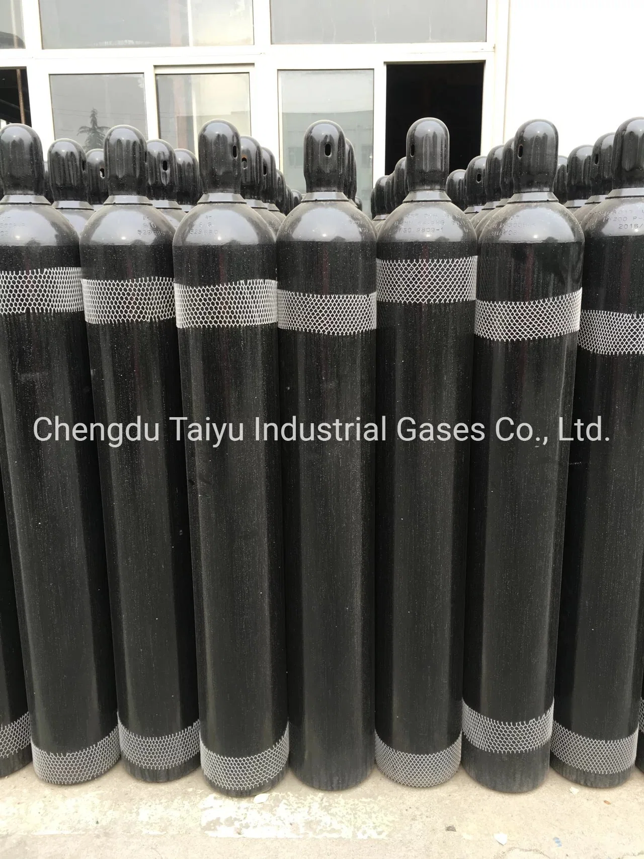 China Manufacturer Customized Best Quality High Purity Nitrogen Gas Filling in High Pressure Gas Cylinders