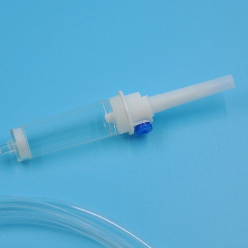 Disposable Medical Supplies Professional Manufacturer Infusion Set Vented Plastic Spike with Standard Chamber or Luer Lock