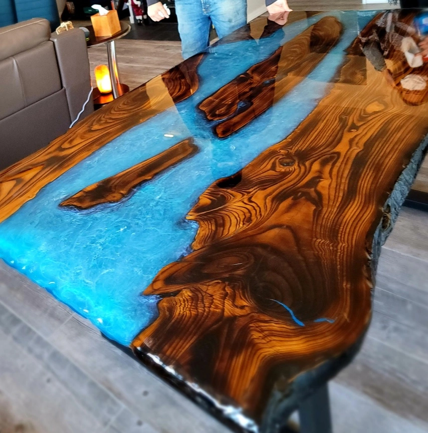 Resistance Resistance Crystal Clear Epoxy Resin for Table Top and Counter Top, River Table.