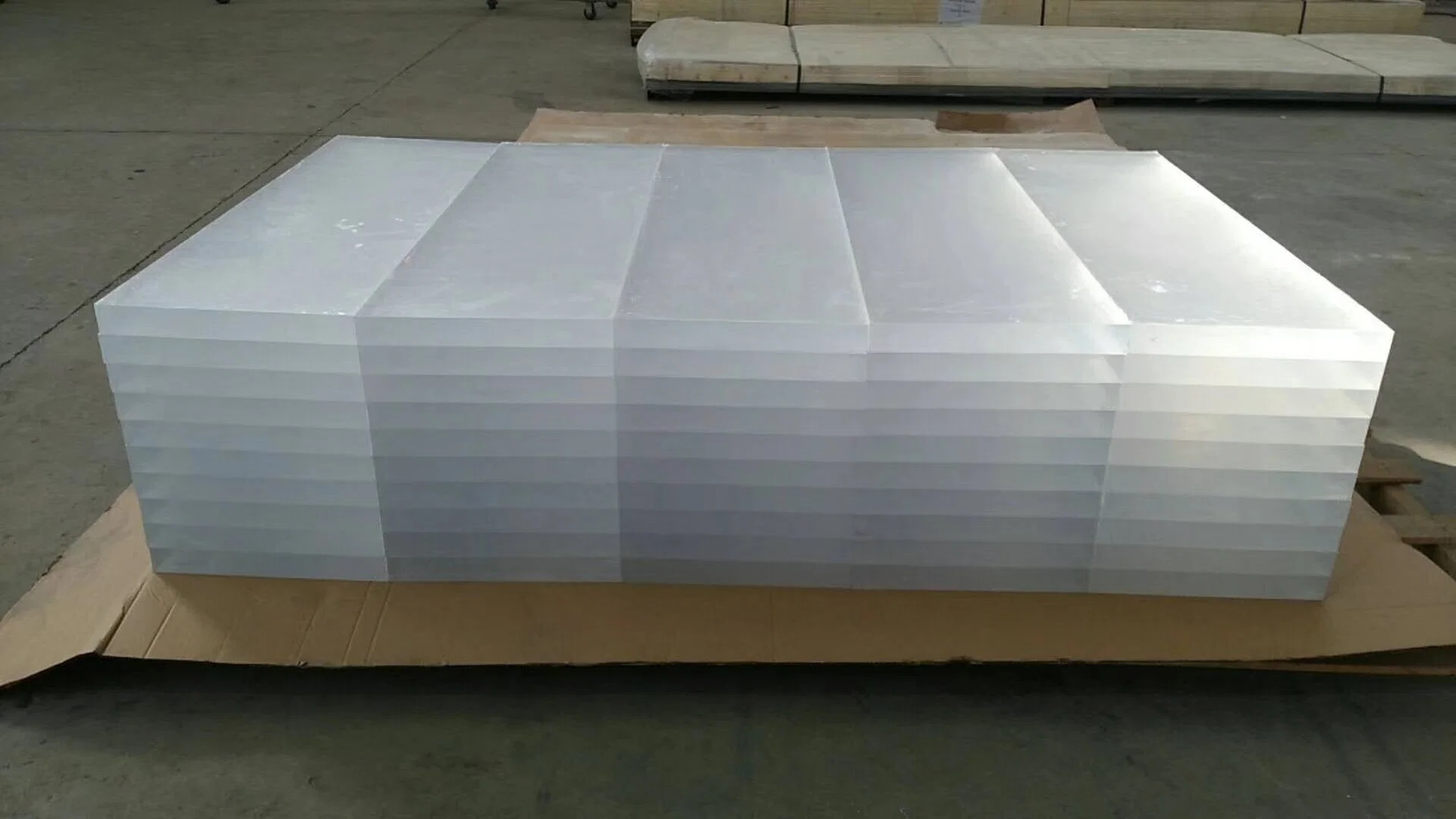 Yingchuang Top Quality Plexi Glass Sheet Clear 4 mm 122X244 Transparent Acrylic Colours Price