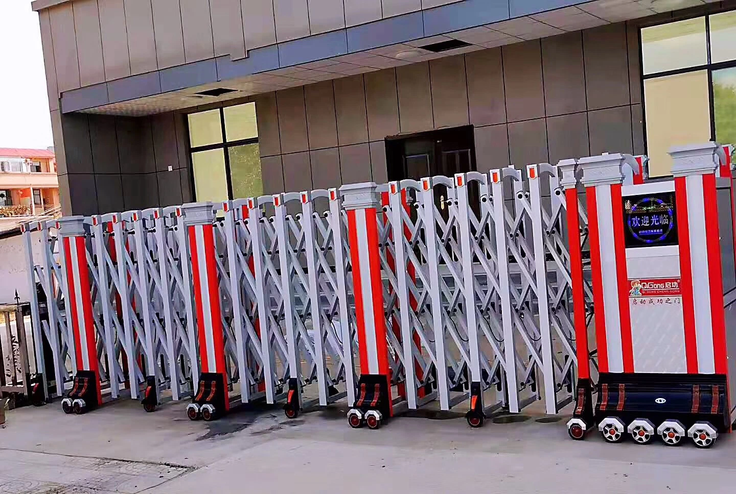 Stabilize and Normal Design Aluminum Alloy Motorized Retractable Gate