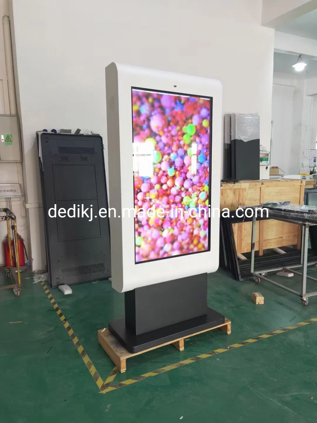 Quiosque impermeável Totem LCD externo de TV publicidade LCD Vertical