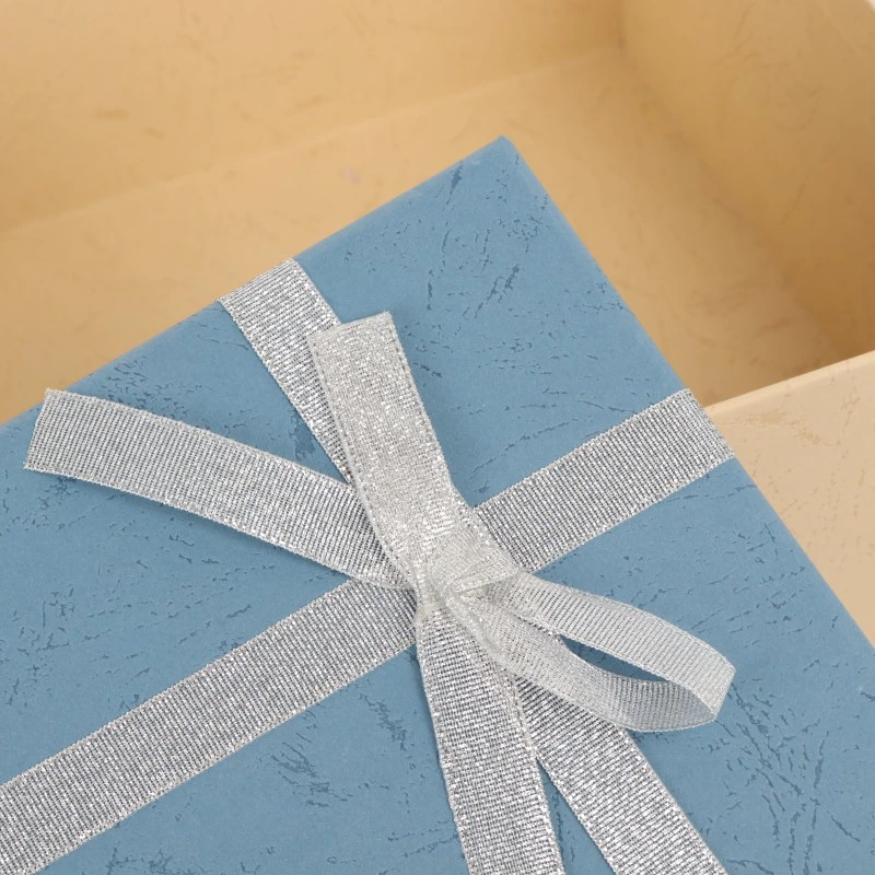 Box Blue Cardboard Cosmetics Jewelry Clothes Magnetic Paper Gift Watch Wedding Party Festival Packaging with Ribbon