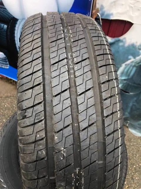 High quality/High cost performance  Factory SUMMER Tyre Passenger Car Tire van tire 195/70R15C other car accessories