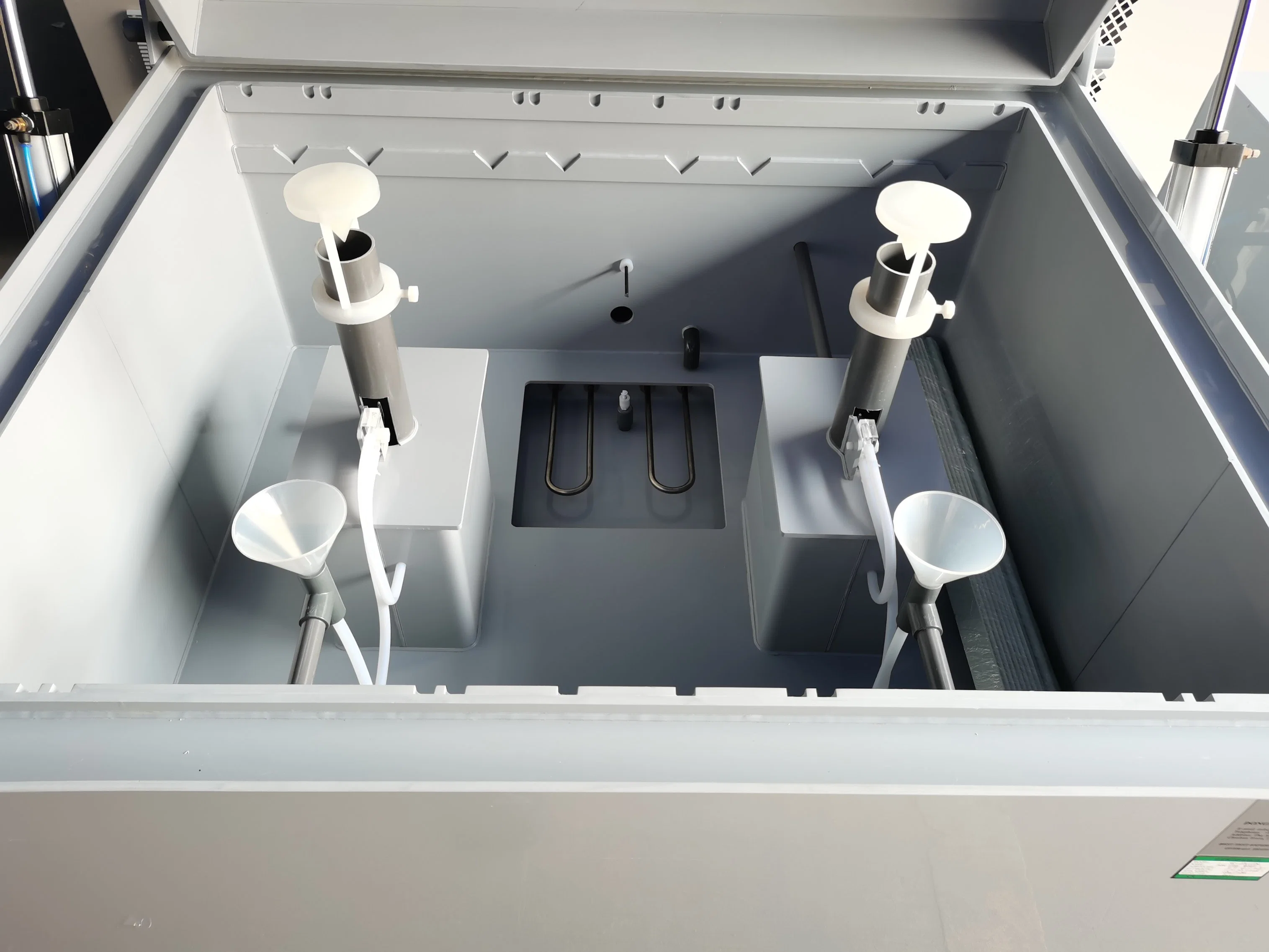 ASTM B117 Composite Salt Spray Cyclic Corrosion Test Chamber for Nss Acss Test