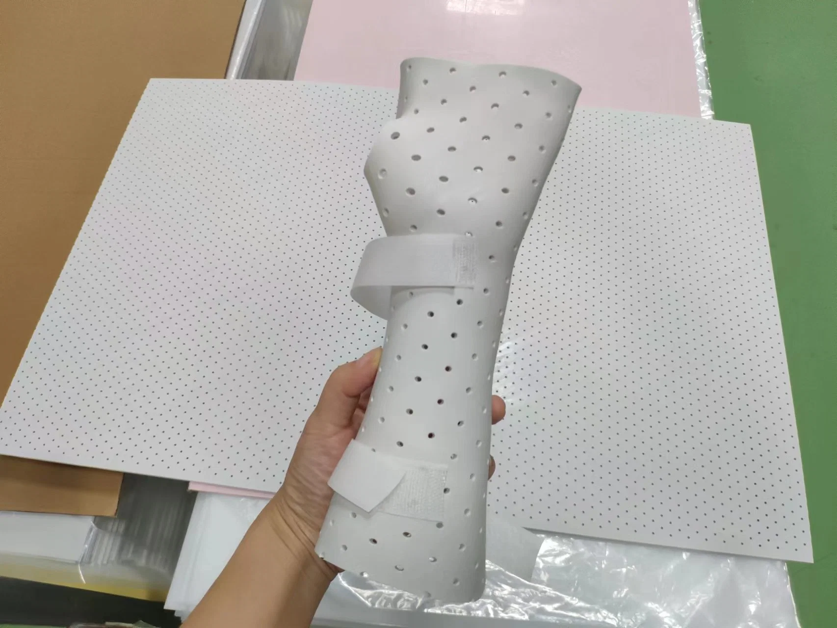 Occupational Therapy Thermoplastic Splint Material Medical Perforated Splint Sheet