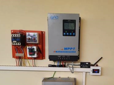 Controlador de carregamento de energia solar DC 12V 24V 36V 48V 40A MPPT